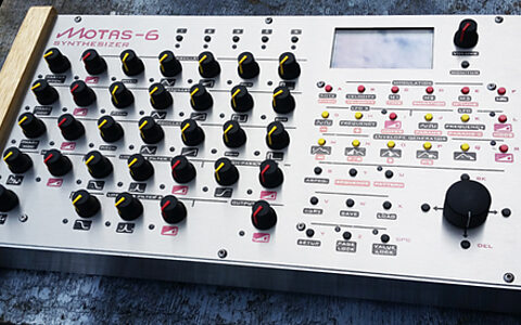 Motas-6 analogue synthesizer Motas-6 analogue synthesizer