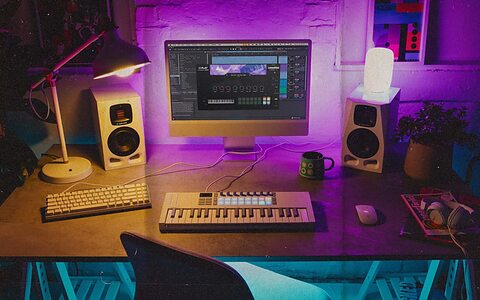 Novation Launchkey MK4 Play software instrument