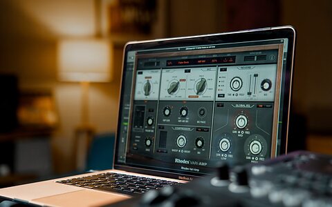 Rhodes Vari-Amp electric piano preamp amp modelling software plug-in