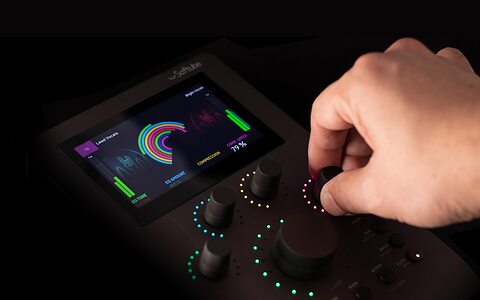 Softube Flow Studio DAW plug-in controller effects control surface