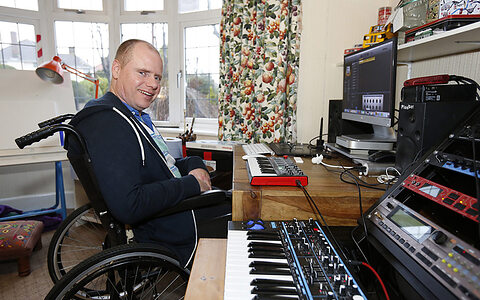 Mark in his revamped, reorganised bedroom studio. Studio SOS - Mark North.