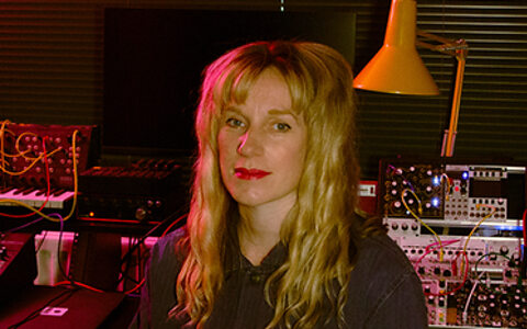 Vicky_Clarke_STUDIO_Credit_Annie Feng