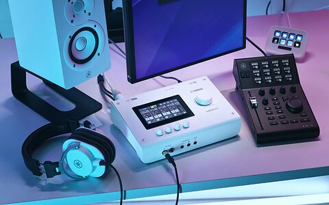 Yamaha URX CC1 USB-C audio video HDMI interface single-fader DAW controller